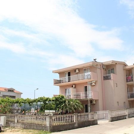 סוטומורה Apartments Petricevic מראה חיצוני תמונה
