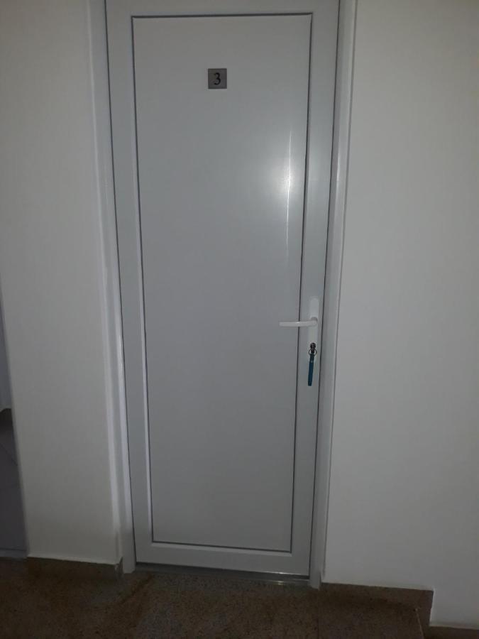 סוטומורה Apartments Petricevic מראה חיצוני תמונה