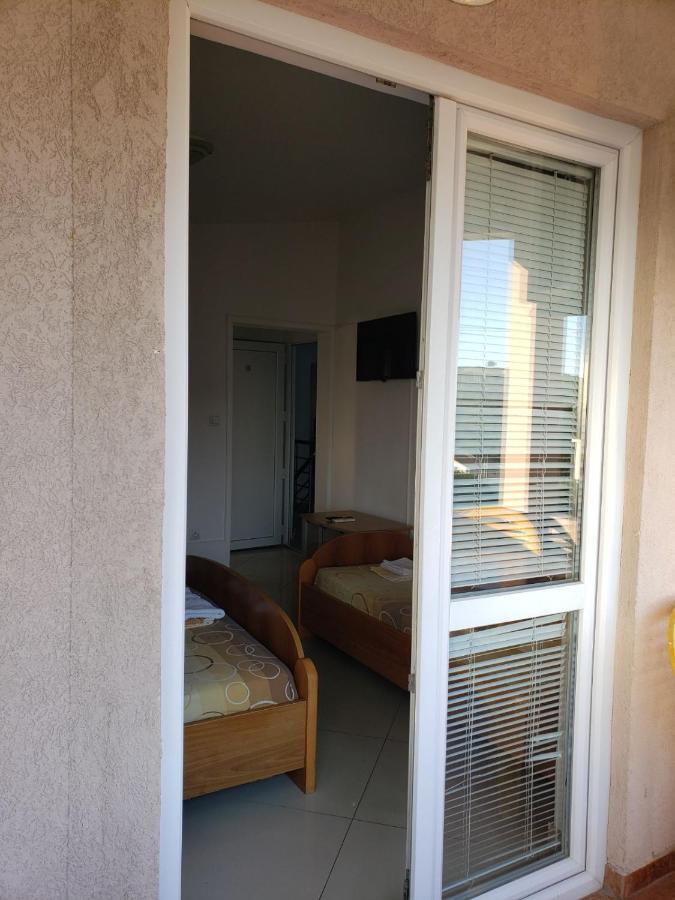 סוטומורה Apartments Petricevic מראה חיצוני תמונה