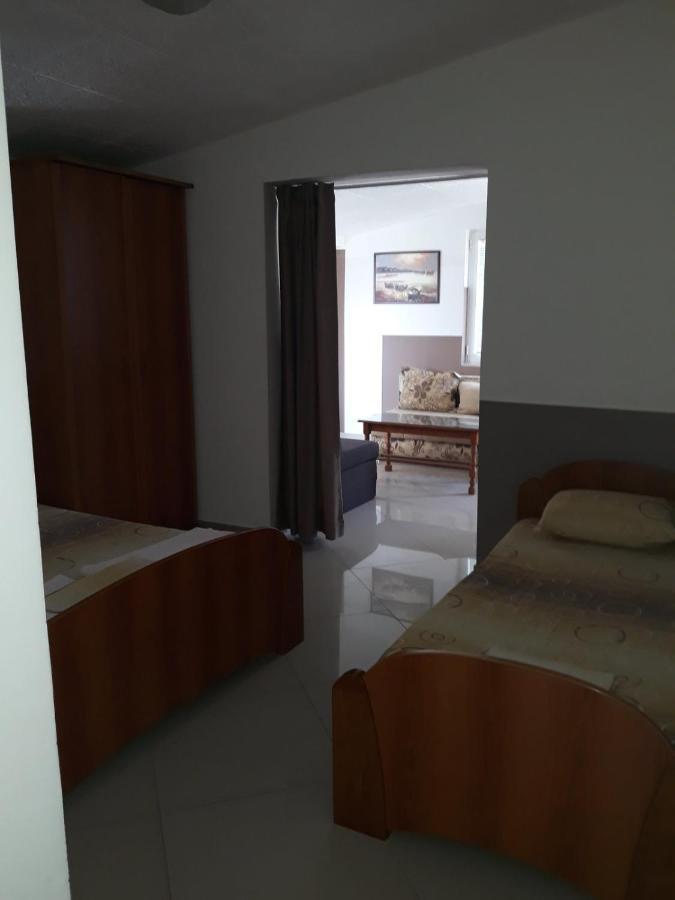 סוטומורה Apartments Petricevic מראה חיצוני תמונה