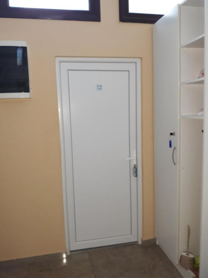 סוטומורה Apartments Petricevic מראה חיצוני תמונה