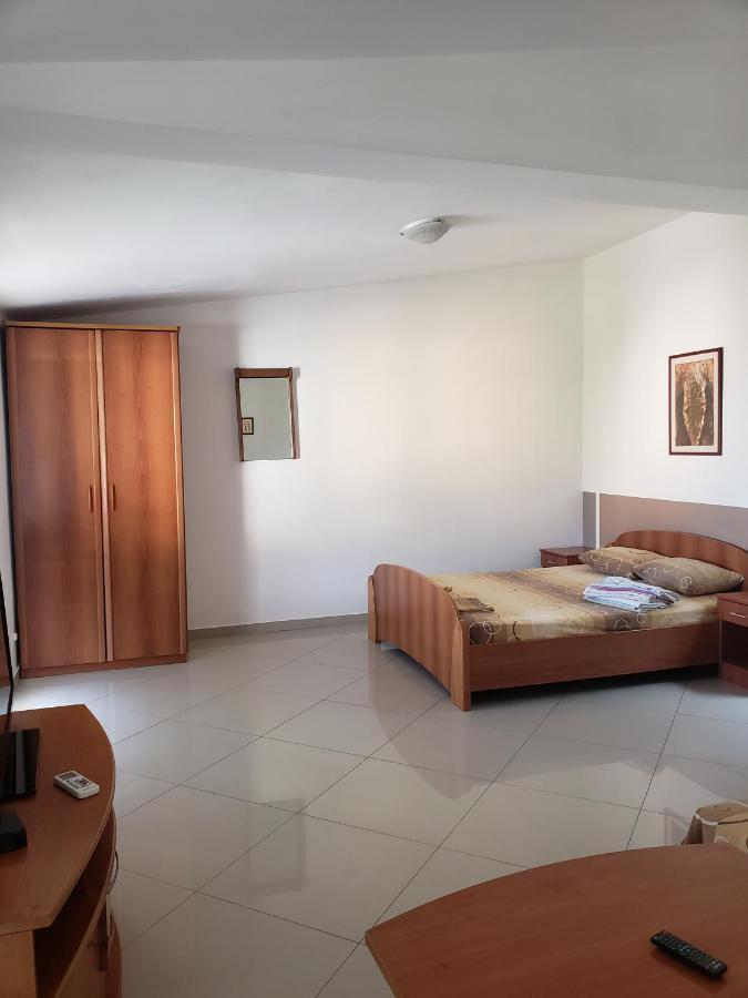 סוטומורה Apartments Petricevic מראה חיצוני תמונה